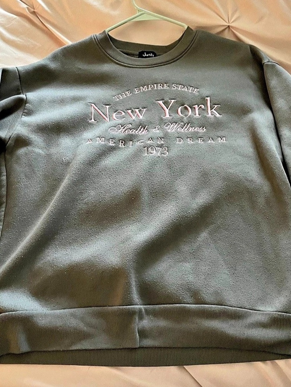 Justify New York Health & Wellness American Dream 1973 Sweatshirt Small